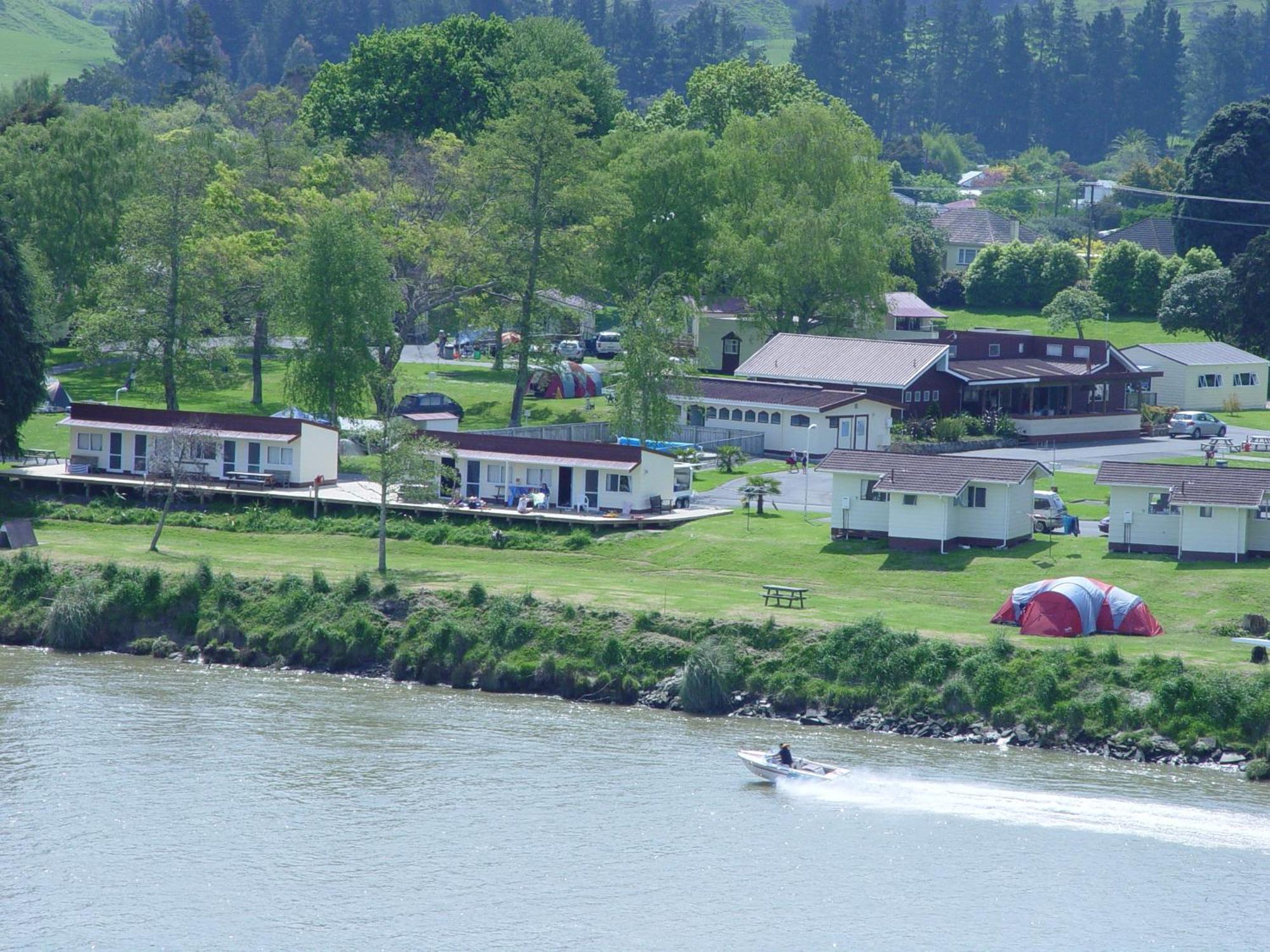 Whanganui River Top 10 Holiday Park מראה חיצוני תמונה