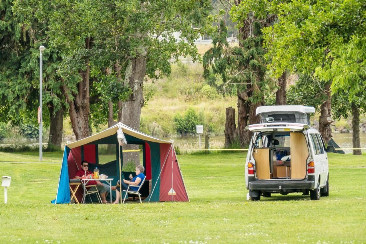 Whanganui River Top 10 Holiday Park מראה חיצוני תמונה