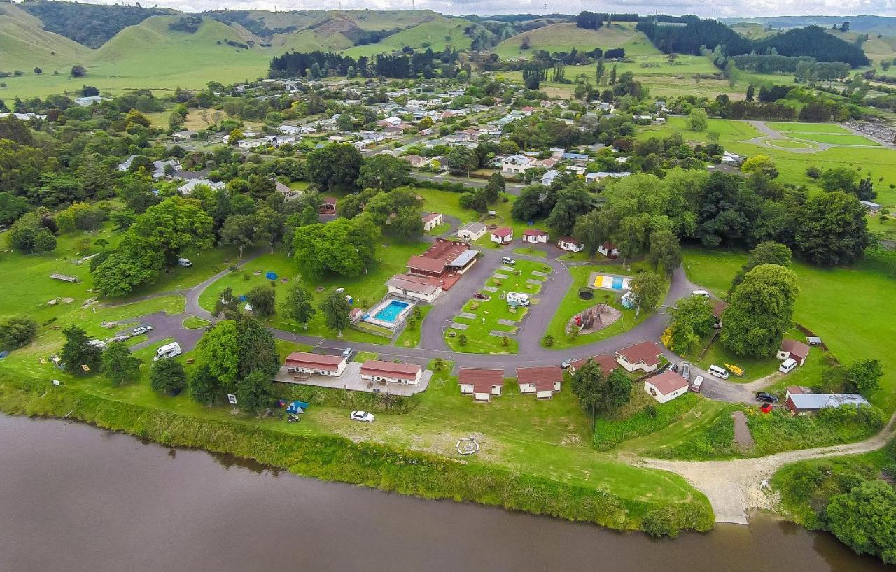 Whanganui River Top 10 Holiday Park מראה חיצוני תמונה